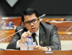 Arteria Dahlan Jadi Bahan Tertawaan Saat Raker Komisi III DPR RI
