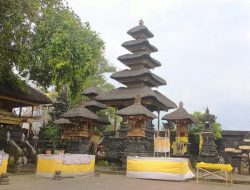 Diyakini Lancarkan Karir, Pura Kahyangan di Sukawati Kerap Disambangi Pejabat