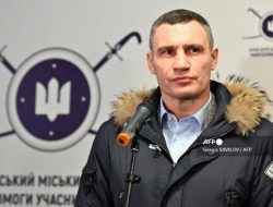 Rusia Ngamuk, Mantan Juara Tinju  Ukraina Klitschko Siap Angkat Senjata
