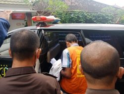 Kejari Tabanan Tahan 2 Tersangka Kasus Korupsi LPD Desa Adat Belumbang
