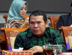 Komisi II DPR: Server Dukcapil Kedaluwarsa, 200 Juta Data Kependudukan Terancam Musnah