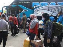 Volume Pemudik Tiba di Jakarta Capai 12 Ribu Orang Pada Minggu Pagi