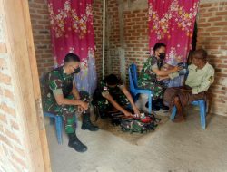 Door to Door, Satgas Yonif 743/PSY Berikan Bantuan Pengobatan Gratis Kepada Warga Perbatasan