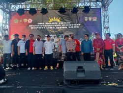 Hadiri Kegiatan Kontes Modifikasi Sepeda Motor, Dandim Gianyar Turut Serahkan Sembako Kepada Warga
