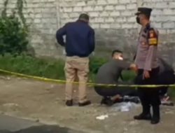Geger, Warga Jalan Pidada Temukan Mayat Bersimbah Darah di Selokan Air