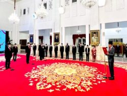 Presiden Jokowi Resmi Lantik Dua Menteri dan Tiga Wakil Menteri Kabinet Indonesia Maju