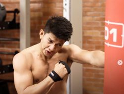 Tak Tinggal Diam, Iko Uwais Laporkan Balik Pelapor Soal Penganiayaan dan Pencemaran Nama Baik