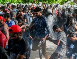 Warga Sri Lanka Bentrok dengan Pasukan Militer karena Kehabisan Bahan Bakar