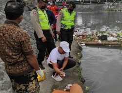 Petugas Kebersihan Denpasar Temukan Mayat Bayi Mengambang di Kali
