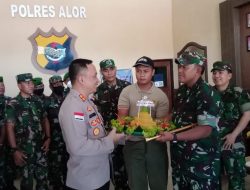 Dandim 1622 Pimpin Anggotanya Serbu Mapolres Alor