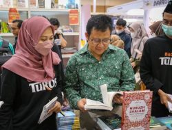 Minat Masyarakat Membaca Buku Masih Tinggi, Cak Imin Berkomitmen Perjuangkan Pajak Buku Dihapus