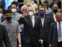 Banding Ditolak, Eks PM Malaysia Dibui 12 Tahun dan Bayar Denda Rp693,79 M