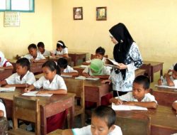 PGRI Protes Keras Soal Tunjangan Profesi Guru Dihapus di RUU Sisdiknas
