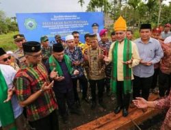 Usai Peletakan Batu Pertama, Buya Fahri Ramzi Ajak Masyarakat Berinvestasi Akhirat Membangun Gedung Pesantren Tahfidz Qur’an