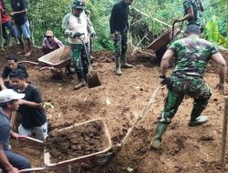 Ambisi Mendapatkan Air Bersih, Warga Desa Sidemen Turut Berpartisipasi Dalam Pembangunan Pompa Hidram