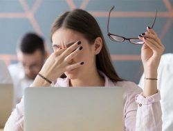 5 Gejala Cybersickness yang Bikin Anda Sakit Saat Berhadapan Layar Elektronik