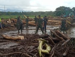 Atasi Kesulitan Warga Terdampak Banjir Bandang, Jajaran Kodam IX/Udayana Terjun ke Lokasi