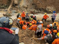 Tertimbun Longsor Akibat Gempa Cianjur, Jenazah Rombongan Guru TK Berhasil Dievakuasi