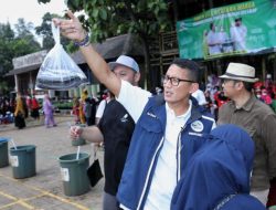 Sandiaga Uno Luncurkan Program Wirausaha ‘Juragan Lele Lalap’ di Rusun Tanah Tinggi