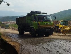 TPA Tergenang Lumpur, Aktivitas Pembuangan Sampah di Kabupaten Bandung Barat yang Sempat Tersendat Kini Mulai Lancar