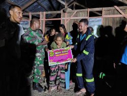 Bedah Rumah Warga, Babinsa Kodim 1621/TTS Berkolaborasi dengan Bijoba Adventure Team