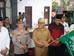 Kapolresta Denpasar Lepas Rombongan Jemaah Harlah Nahdatul Ulama Menuju Sidoarjo