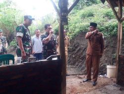 Berharap Selesai Sesuai Rencana, Dandim Sumbawa Barat Pantau Langsung Pembangunan RTLH
