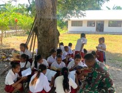 Cerdaskan Pelajar di Perbatasan, Satgas Yonif RK 744/SYB Adakan Perpustakaan Keliling
