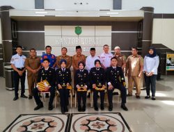 Plt. Bupati Palas Berharap 5 Orang Lulusan STTD Penerima SK CPNS Dapat Berikan Pelayanan Terbaik untuk Masyarakat