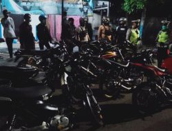 Tingkatkan Ketertiban, Polrestabes Surabaya Lakukan Hipnoterapi pada Pelanggar Lalin