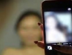 Pelajar di Bali Dipaksa Buat Video Bugil Lantaran Orang Tuanya Diancam Akan Dibunuh