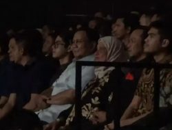 Prabowo Nonton Konser Dewa 19 di Surabaya