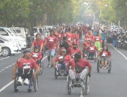 Jalan Santai Bersama Polri di Denpasar Diikuti Puluhan Kaum Disabilitas