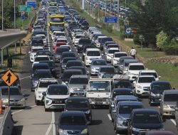 Sebanyak 482.363 Kendaraan Tinggalkan Jabodetabek pada Libur Panjang Pekan Ini