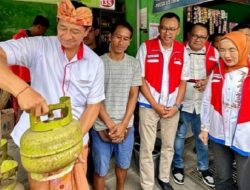 Dirut Pertamina Blusukan Pantau Ketersediaan LPG 3 Kg di Bali