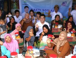Jelang Eid Mubarak, Yayasan Peduli Bangsa Menabur Kasih di TPST Bantar Gebang
