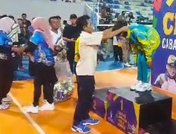 Ketua Harian PBVSI Provinsi Banten Apresiasi Pemenang Bola Vollly di Popda XI Banten
