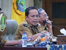 Apresiasi Kinerja Kelurahan, Dr. Nurdin: Jadikan Motivasi untuk Terus Meningkatkan Pelayanan Publik