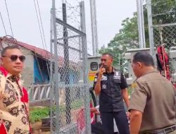 Diduga Tak Kantongi Izin Resmi, Pembangunan Tower BTS di Neglasari Disegel Satpol PP Kota Tangerang