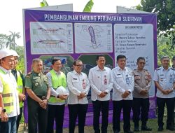Pj Bupati Letakan Batu Pertama Pembangunan Embung Perum Sudirman