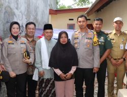 Kapolres Serahkan Kunci Program Bedah Rumah Polres Metro Tangerang Kota di Karawaci