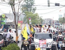 Kapolres Metro Tangerang Apresiasi  Paslon dan Massa Pendukung Saling Sapa Saat Bertemu di Jalan