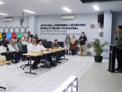 Kolaborasi dengan Sektor Swasta, Pemkot Tangerang Bagikan BPJS Ketenagakerjaan ke Pekerja Informal