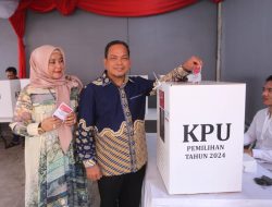 Pj Wali Kota dan Sekda Kota Tangerang Gunakan Hak Suaranya