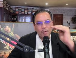 Perbandingan Pengaruh Denny JA, Chairil Anwar, dan Sapardi Djoko Damono di Mata Empat Aplikasi AI