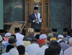 Salat Idulfitri Bareng Wamenkes RI, Sachrudin-Maryono Komitmen Penuhi Kebutuhan Dasar Masyarakat Lewat 3G