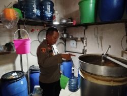 Beroperasi 4 Tahun, Polsek Jatiuwung Gerebek Home Industry Miras Ciu, 1 Pelaku Diamankan
