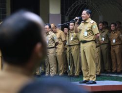 Pimpin Apel, Sekda Soroti Peran Kartini Masa Kini dan Penataan Kabel
