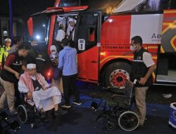 Sambut 384 Jemaah Haji, Sekda Apresiasi Kolaborasi dalam Wujudkan Layanan Ibadah Haji yang Lebih Baik 