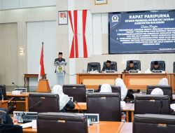 Bupati Sampaikan Jawaban Terhadap Pandangan Umum Fraksi atas Raperda Pelaksanaan APBD 2024